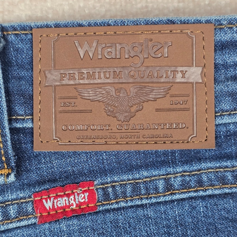 Wrangler Relaxed Boot Men's Jeans 36x30 Blue Rodeo Ranch Hand Western Wear NWT - Picture 6 of 16